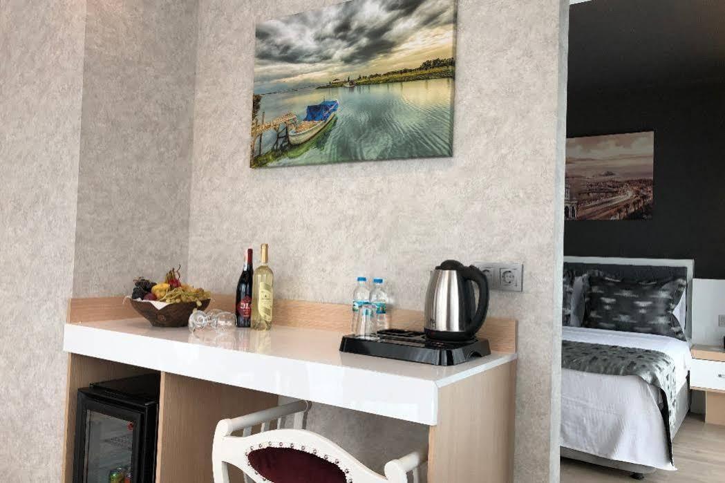 Rose Bay Hotel Μανίσα Εξωτερικό φωτογραφία
